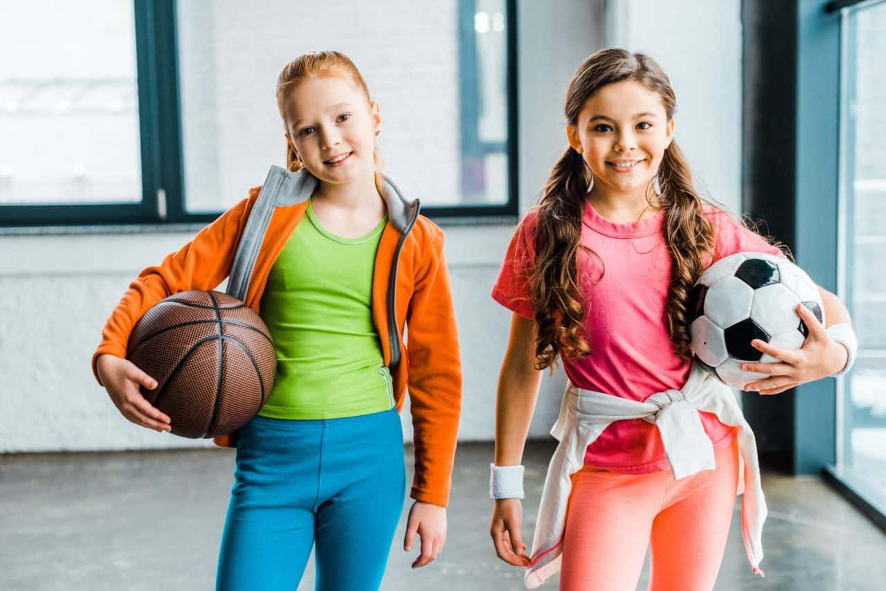 Foto di bambine di 9 anni che fanno sport