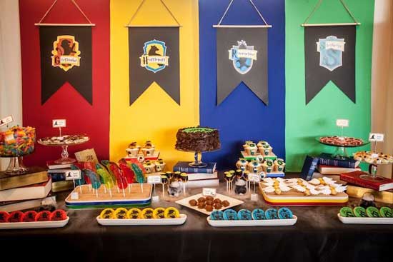 allestimento tavola e addobbi - festa a tema Harry Potter Fai da Te