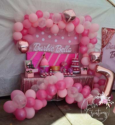 allestimento per festa a tema Barbie - con elementi oro rosa