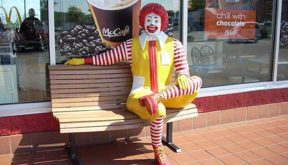 Statua di Ronald McDonald