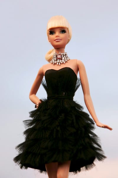Foto di una Barbie da collezione creata da Stefano Canturi