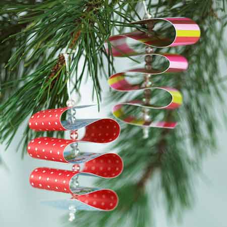 Decorazioni astratte con perline - decorazione natalizia fai da te