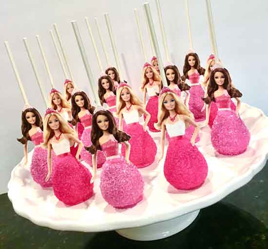 Buffet dolci per festa a tema Barbie Fai da te -cakepops