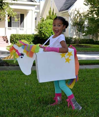 Unicorno a barchetta - costume di carnevale fai da te per bambini da animale