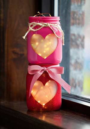 barattoli con lucine led e cuore -Decorazione per San Valentino fai da te