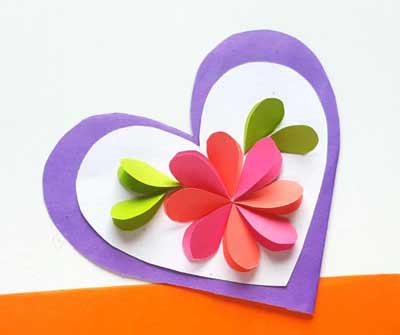 cuore di carta con fiore - lavoretto per la festa della mamma