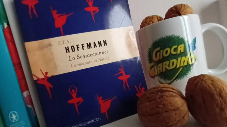 Lo schiaccianoci e il re dei topi - Hoffmann- riassunto breve e per capitoli - copertina del libro