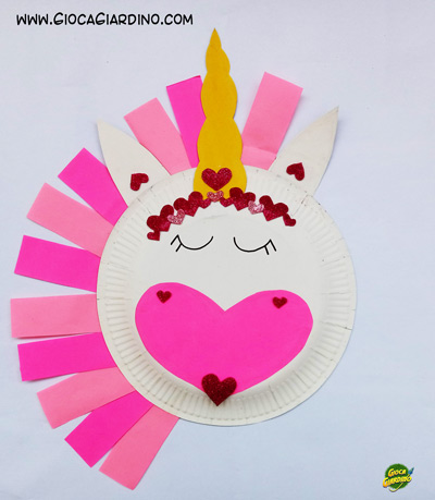 unicorno con piatto di carta - lavoretto per San Valentino bambini scuola infanzia