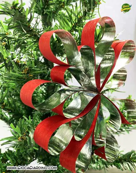 Fiore di Carta per albero di Natale - decorazione natalizia fai da te